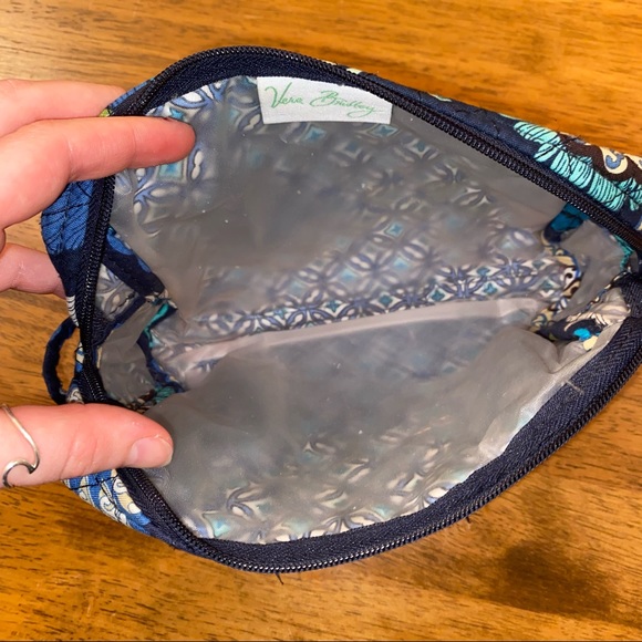Vera Bradley Blue Floral Small Cosmetic travel bag - Picture 8 of 14